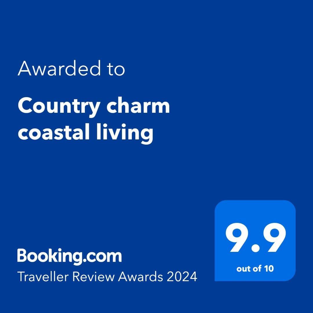 Country Charm Coastal Living Bed and Breakfast Tura Beach Exteriör bild